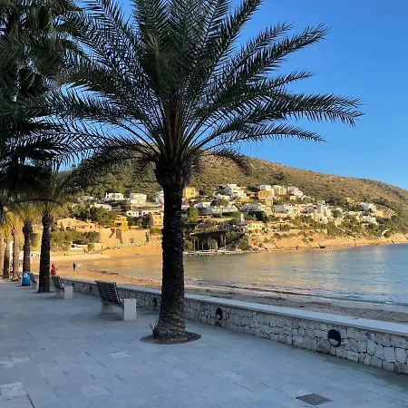Apartment Tranquility, Sun, Breathtaking Views & 7 Minutes Drive To Sea