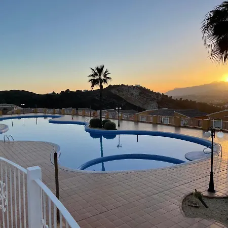 Apartman Tranquility, Sun, Breathtaking Views & 7 Minutes Drive To Sea *